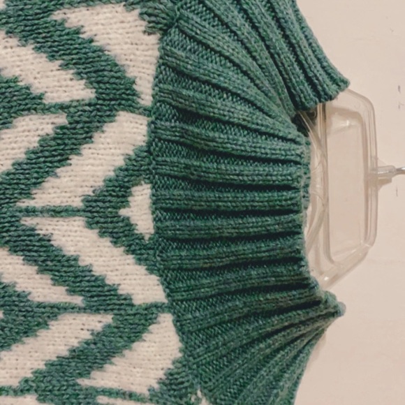 Target sweater - Picture 2 of 3